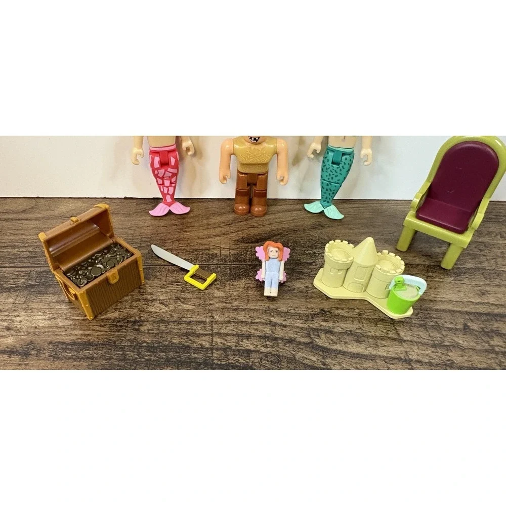 Roblox Neverland Lagoon Action Figures & Accessories Mermaid Sand Castle